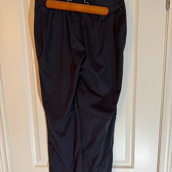 EUC Black Running Room Track Pants Size Large - Picture 3 of 3